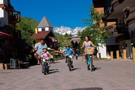 Village Center Condos Vail Exterior photo